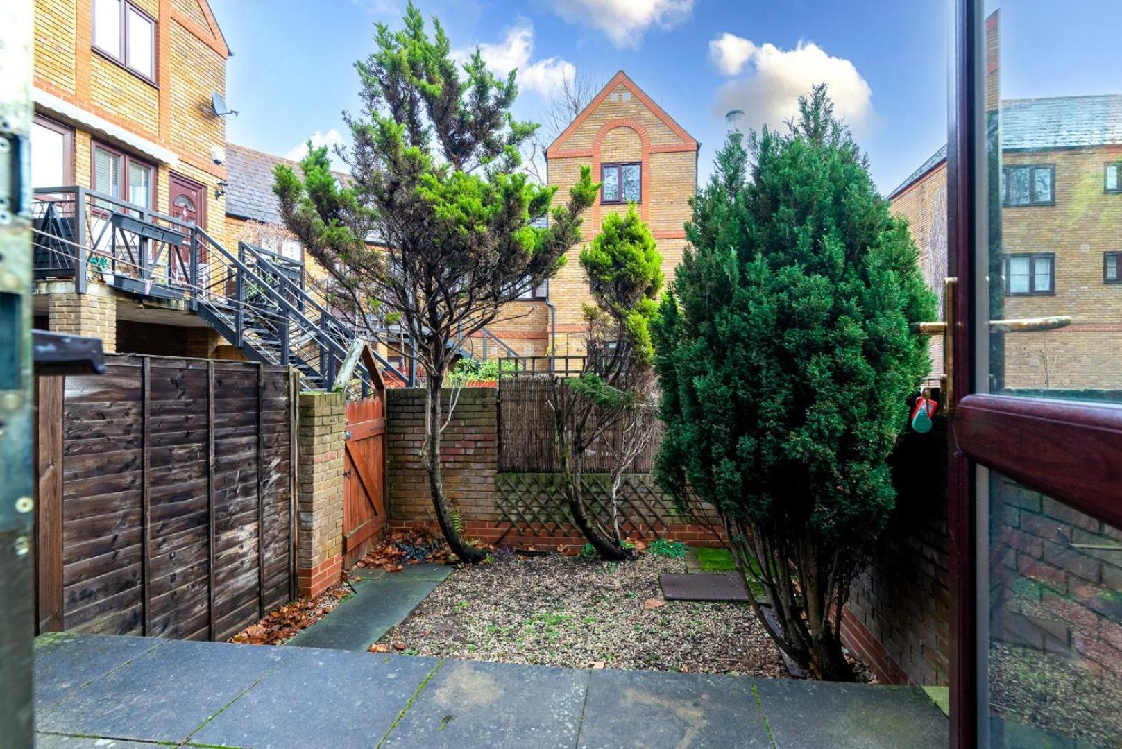 Pensiune Guestready - 4br In Surrey Quays Canada Water *